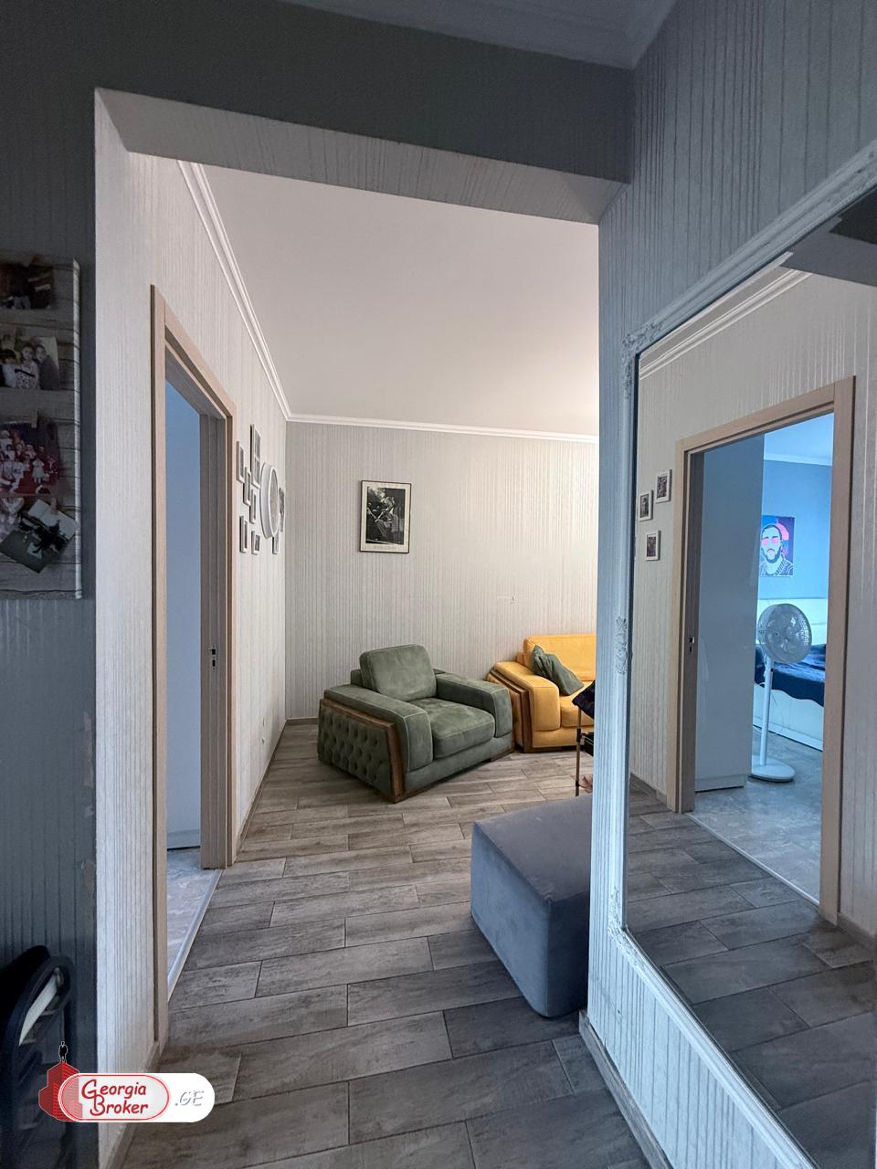 nearly repaired 3-room apartment for sale